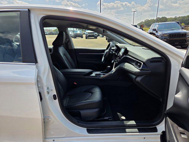 Photo of 2024 Ice Cap Toyota Camry