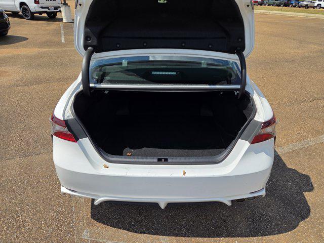 Photo of 2024 Ice Cap Toyota Camry