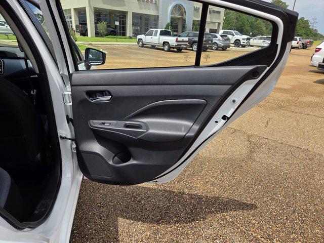 Photo of 2025 Aspen White Pearl Nissan Versa