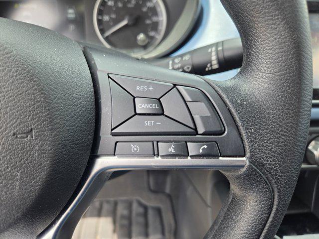 Photo of 2025 Aspen White Pearl Nissan Versa