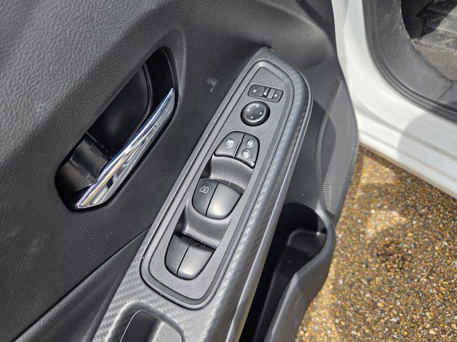 Photo of 2025 Aspen White Pearl Nissan Versa