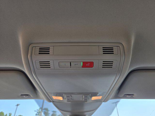 Photo of 2024 Platinum Gray Metallic Volkswagen Taos