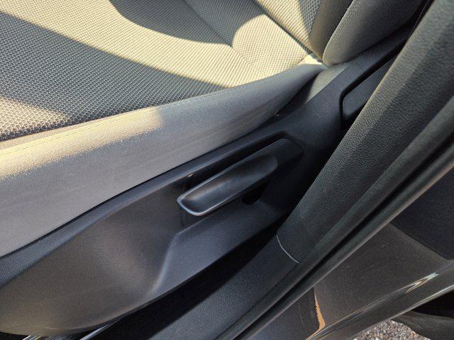 Photo of 2024 Platinum Gray Metallic Volkswagen Taos