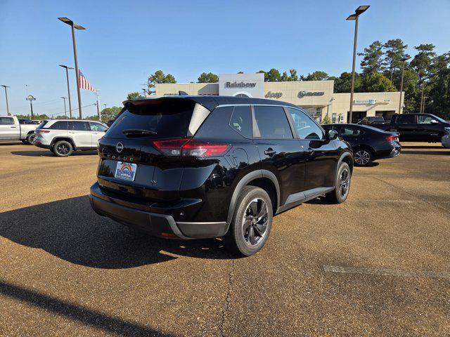 Photo of 2024 Super Black Nissan Rogue