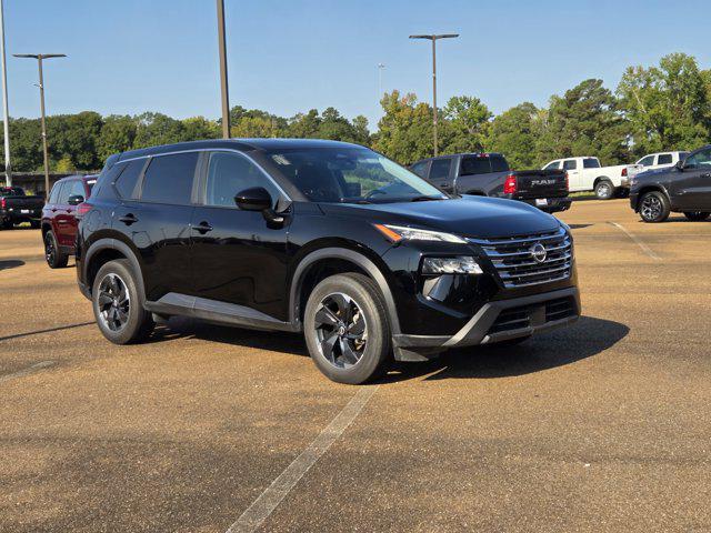 Photo of 2024 Super Black Nissan Rogue