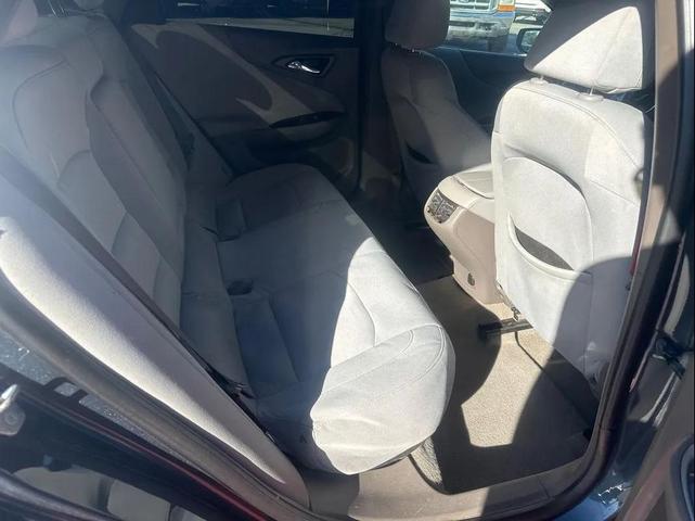 Photo of 2019 Shadow Gray Metallic Chevrolet Malibu