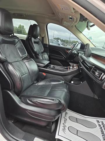 Photo of 2020 PRISTINE WHITE MET TRI-COAT Lincoln Aviator