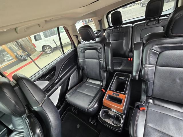 Photo of 2020 PRISTINE WHITE MET TRI-COAT Lincoln Aviator