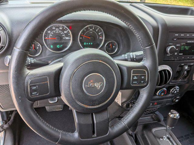 Photo of 2014 Anvil Clear Coat Jeep Wrangler Unlimited