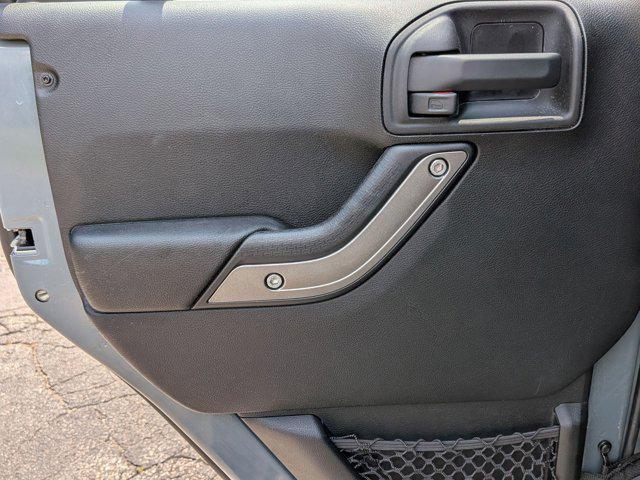 Photo of 2014 Anvil Clear Coat Jeep Wrangler Unlimited