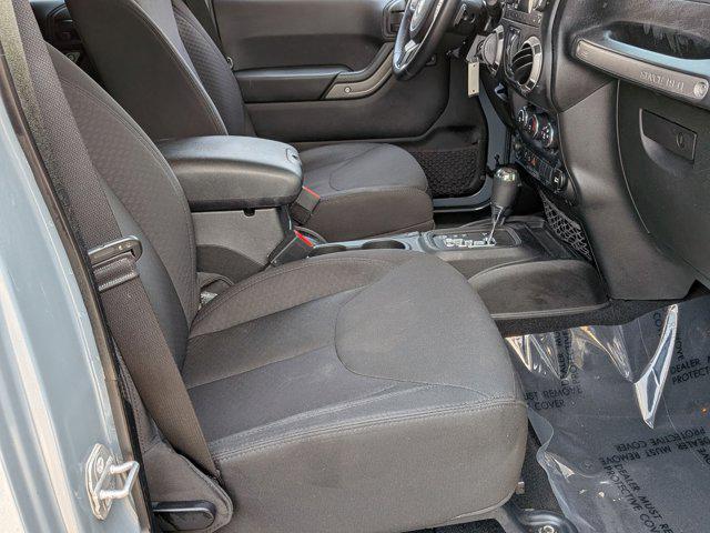 Photo of 2014 Anvil Clear Coat Jeep Wrangler Unlimited