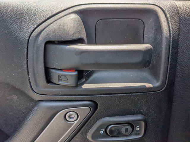 Photo of 2014 Anvil Clear Coat Jeep Wrangler Unlimited