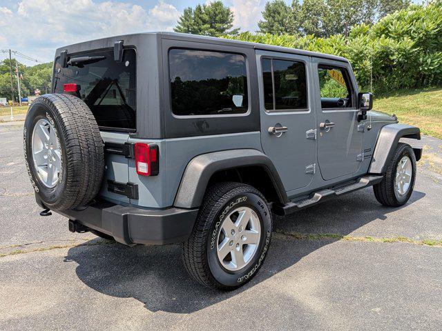 Photo of 2014 Anvil Clear Coat Jeep Wrangler Unlimited