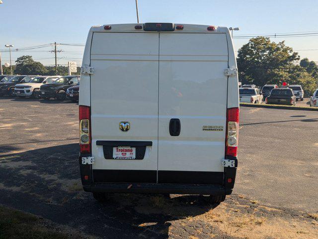 Photo of 2024 Bright White Clearcoat RAM ProMaster 2500
