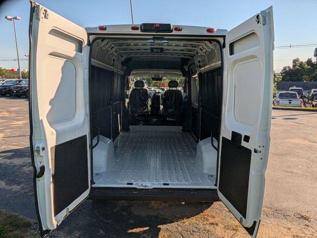 Photo of 2024 Bright White Clearcoat RAM ProMaster 2500