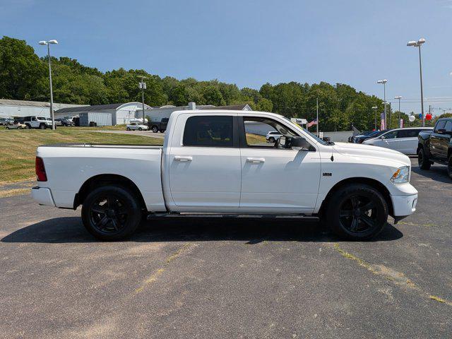 Photo of 2018 Bright White Clearcoat RAM 1500