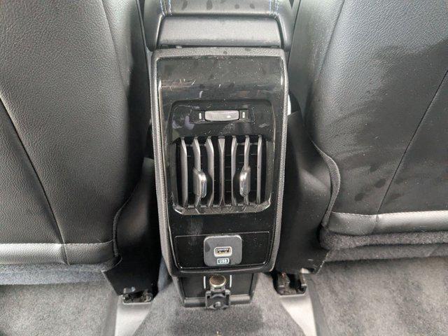 Photo of 2022 Laser Blue Pearlcoat Jeep Compass