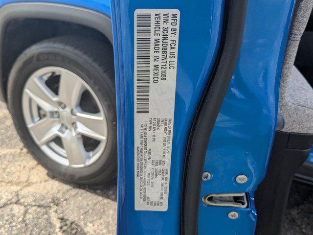 Photo of 2022 Laser Blue Pearlcoat Jeep Compass