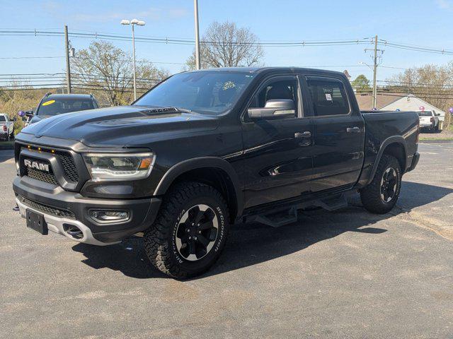 Photo of 2022 Diamond Black Crystal Pearlcoat RAM 1500