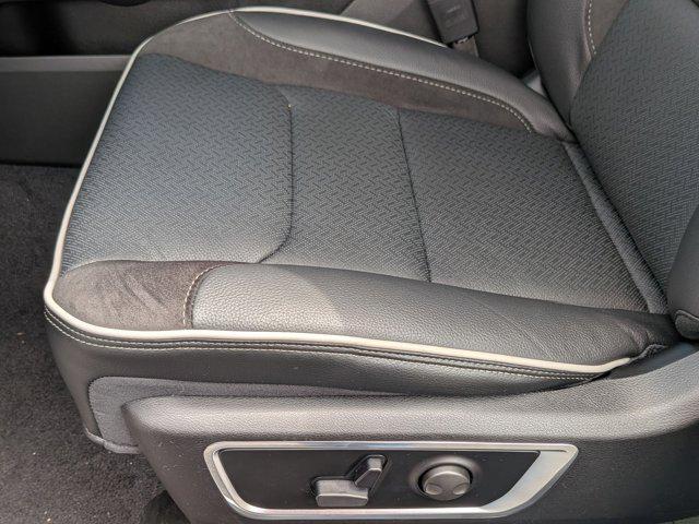 Photo of 2025 Ivory White Tri-Coat Pearlcoat RAM 1500