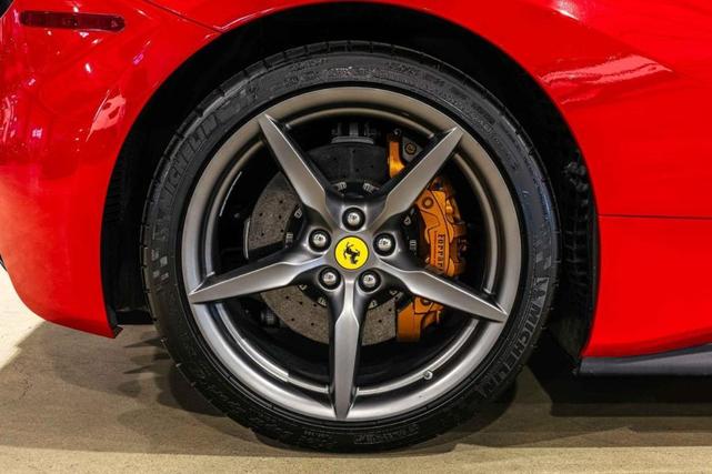 Photo of 2017 Rosso Corsa Ferrari 488 GTB