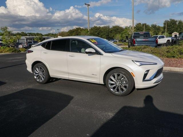 Photo of 2026 White Frost Tri-Coat Buick Envista