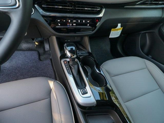 Photo of 2026 White Frost Tri-Coat Buick Envista