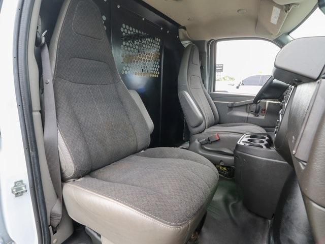 Photo of 2023 Summit White GMC Savana 2500