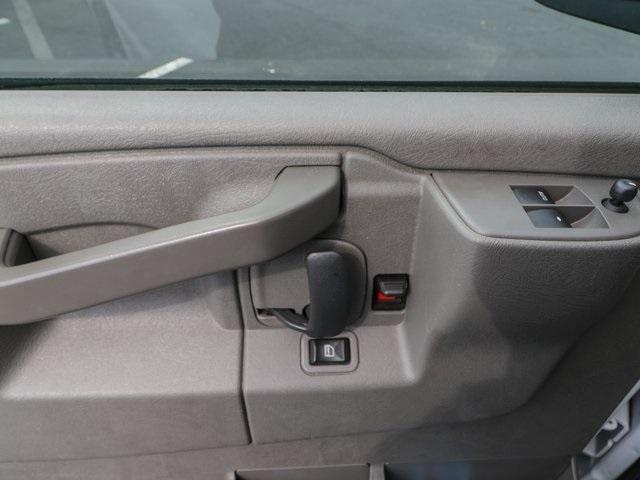 Photo of 2023 Summit White GMC Savana 2500