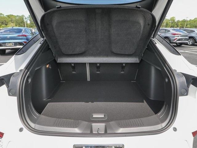 Photo of 2025 White Frost Tri-Coat Buick Envista