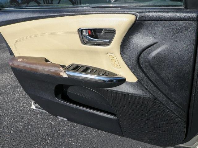 Photo of 2014 Gold Toyota Avalon