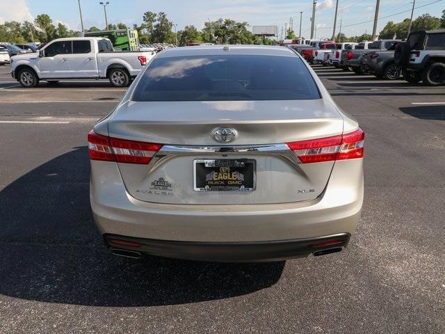 Photo of 2014 Gold Toyota Avalon