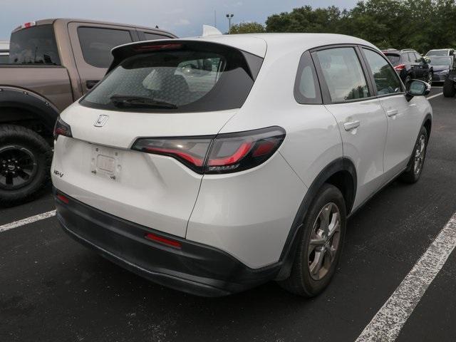 Photo of 2023 White Honda HR-V