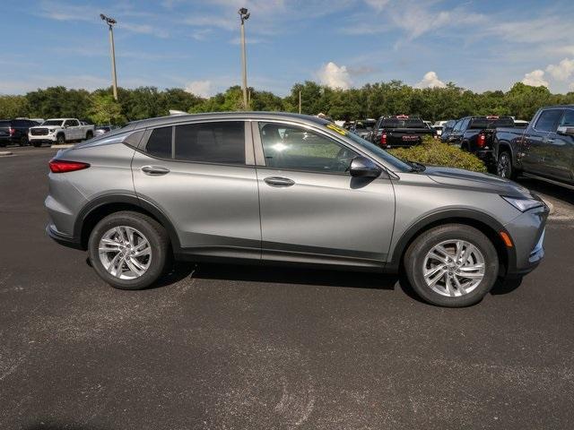 Photo of 2025 Moonstone Gray Metallic Buick Envista