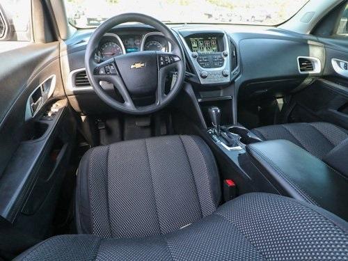 Photo of 2016 Champagne Silver Chevrolet Equinox