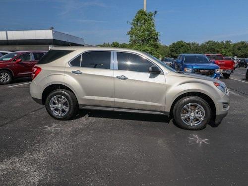 Photo of 2016 Champagne Silver Chevrolet Equinox