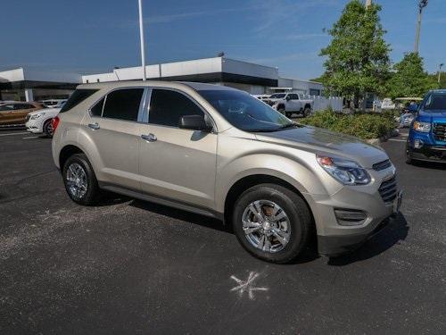 Photo of 2016 Champagne Silver Chevrolet Equinox