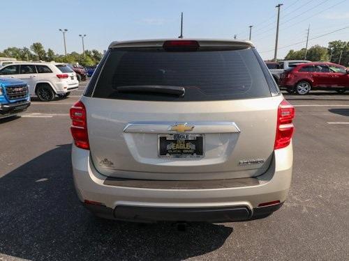 Photo of 2016 Champagne Silver Chevrolet Equinox