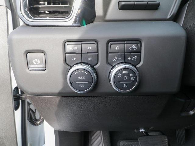 Photo of 2025 Summit White GMC Sierra 2500