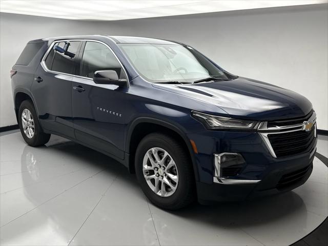 Photo of 2022 Northsky Blue Metallic Chevrolet Traverse