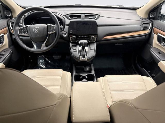 Photo of 2018 White Diamond Honda CR-V