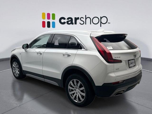 Photo of 2022 Crystal White Tricoat Cadillac XT4