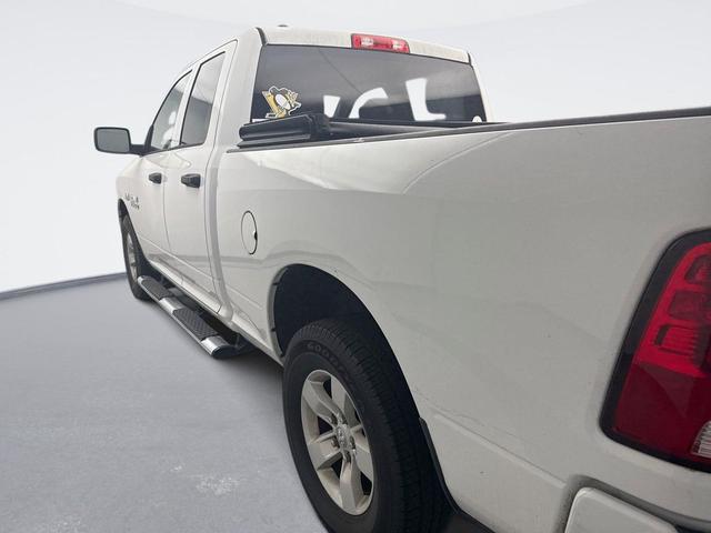 Photo of 2016 Bright White Clearcoat RAM 1500