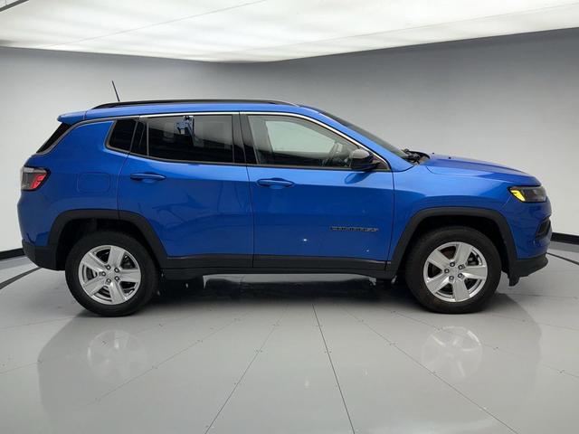 Photo of 2022 Laser Blue Pearlcoat Jeep Compass