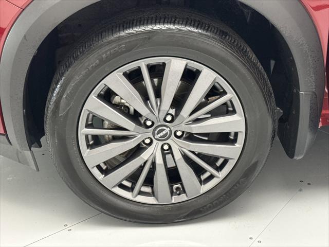 Photo of 2024 Scarlet Ember Tintcoat/Super Black Nissan Pathfinder