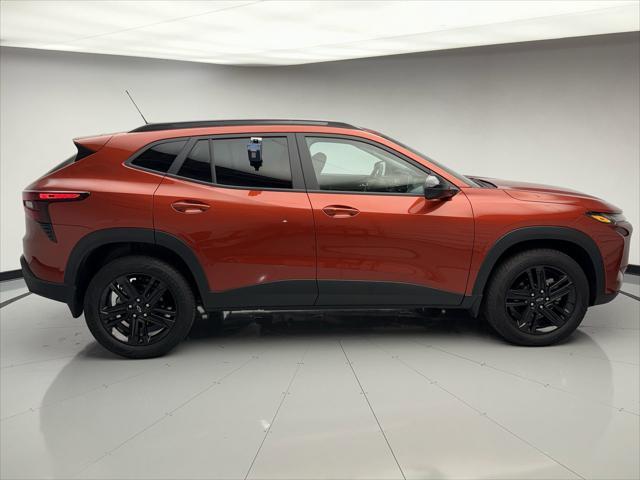 Photo of 2024 Cayenne Orange Metallic Chevrolet Trax