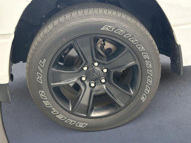 Photo of 2023 Bright White Clearcoat RAM 1500