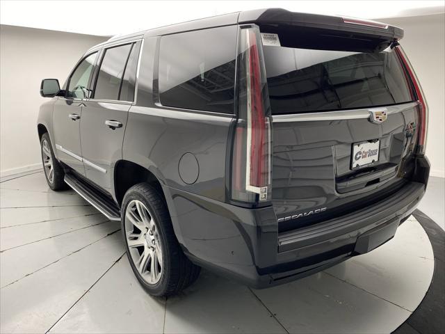 Photo of 2017 Dark Granite Metallic Cadillac Escalade
