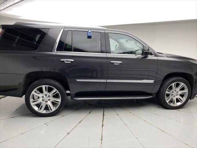 Photo of 2017 Dark Granite Metallic Cadillac Escalade