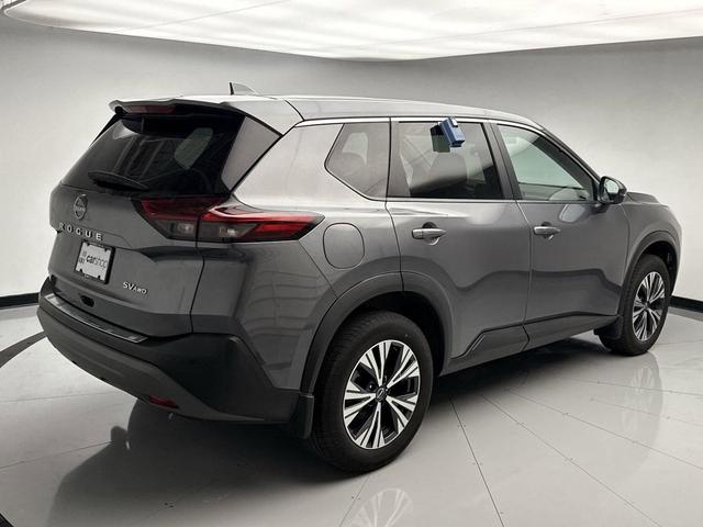 Photo of 2022 Gun Metallic Nissan Rogue